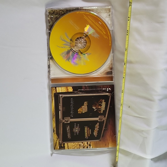 Kenny Chesney Greatest Hits 2 2010 CD good condition - Picture 5 of 7